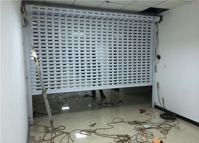 濟南卷簾門廠家為大家詳細介紹電動卷簾門故障維修大全，建議收藏！